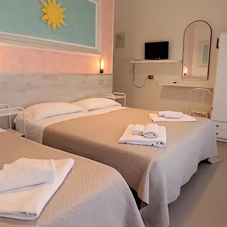 De Amicis Отель 3*