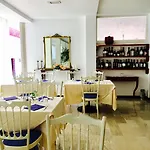 Hotel De Amicis