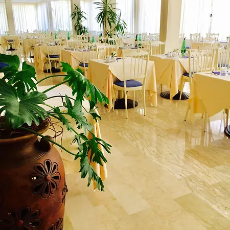 De Amicis Szálloda Riccione
