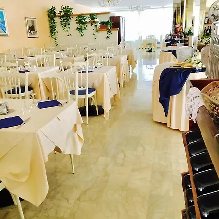 Otel De Amicis Riccione