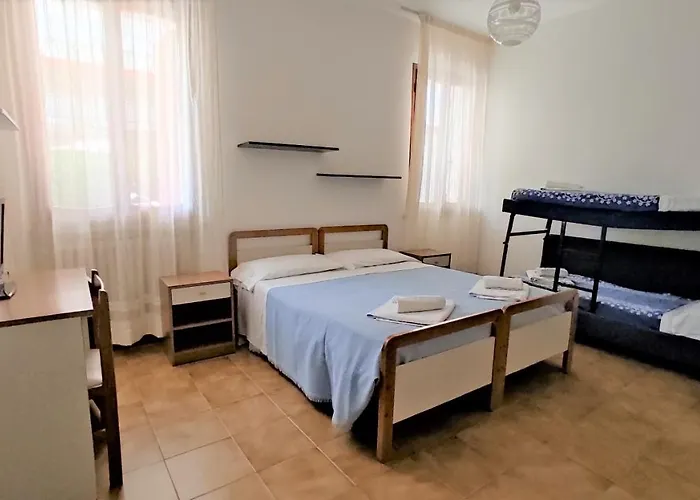 De Amicis 3* ריצ'יונה