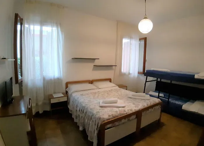 De Amicis 3* ריצ'יונה